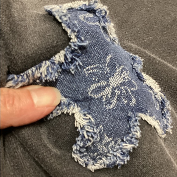 Blue Velvet oversized terry sweatshirt. Charcoal gray with denim star appliqué. - Picture 7 of 12